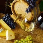 Wino i ser to doskonała para fot. MSM Mońki