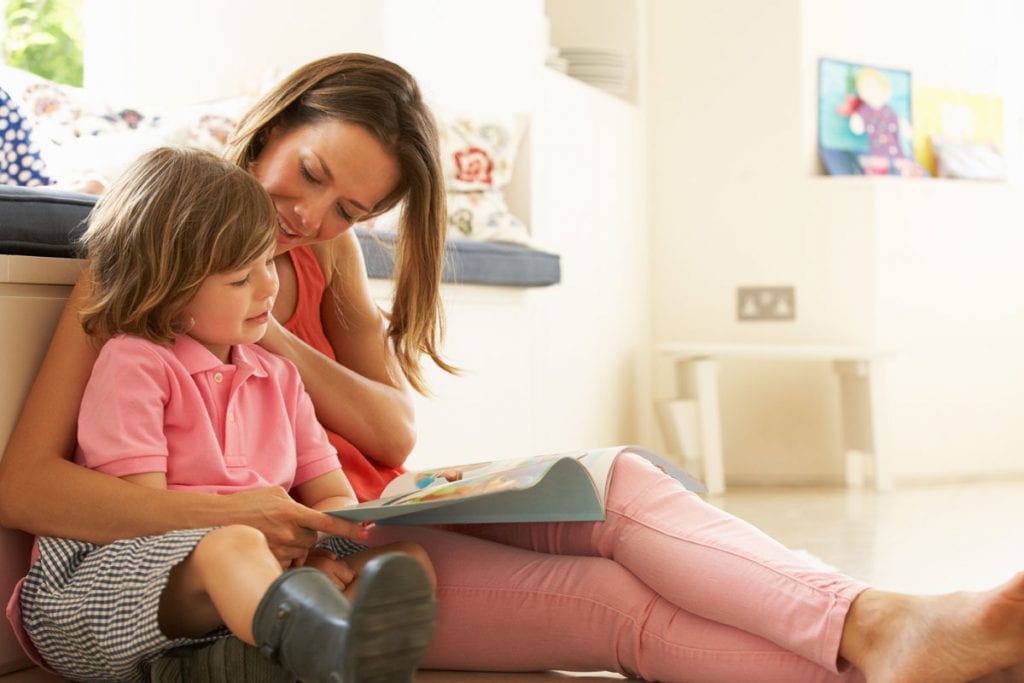 Attachment parenting, czyli rodzicielstwo bliskości. Na czym polega?