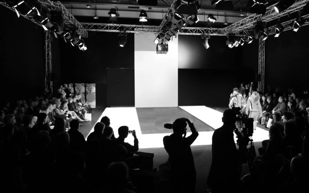 Kreacje jak z wybiegu – kolekcja Prabal Gurung SS 2014