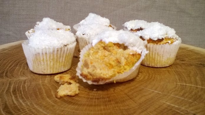 muffinki-marchewkowe-z-maka-kokosowa-i-serkiem-mascarpone