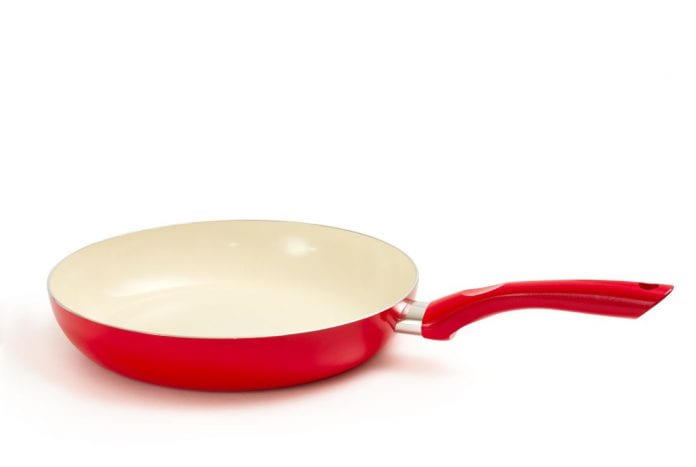patelnie-ceramiczne-co-warto-o-nich-wiedziec
