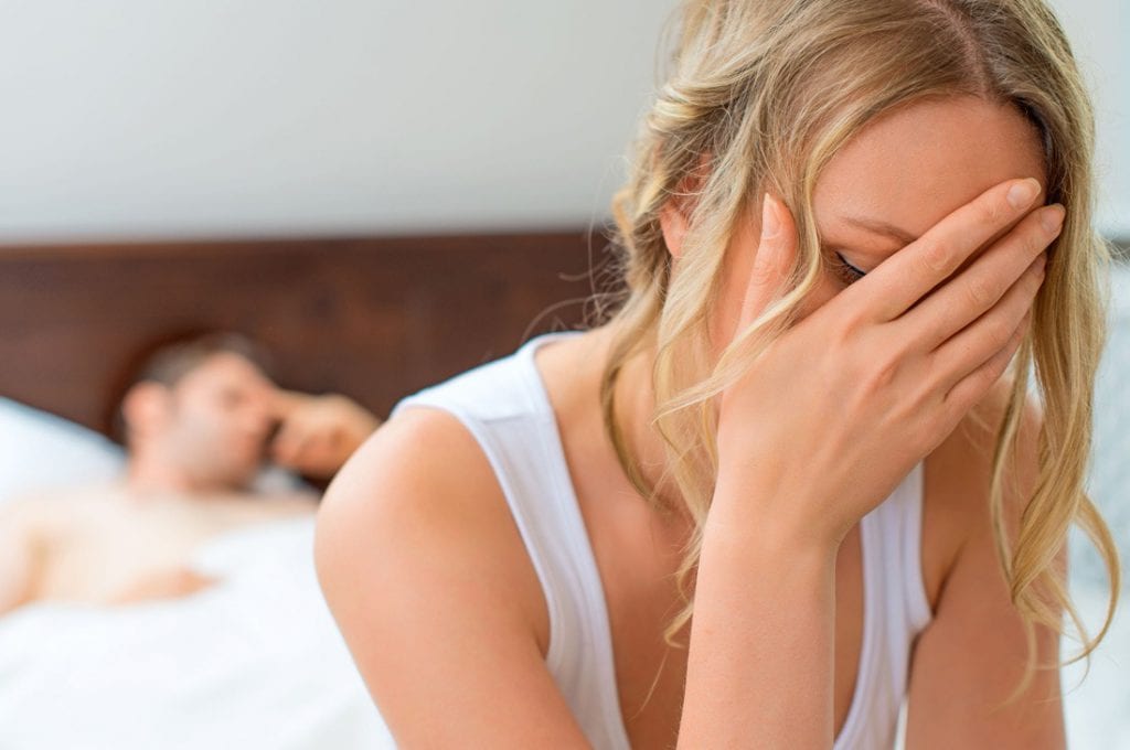 Seks bez zabezpieczenia - jakie może mieć skutki dla zdrowia intymnego kobiety?