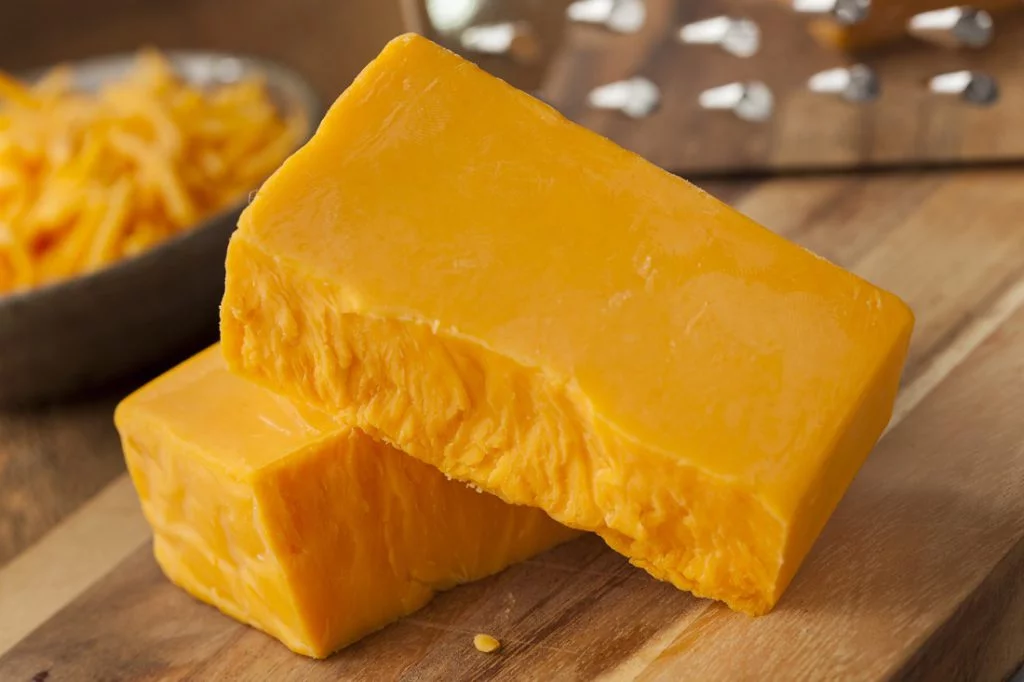 Dzień z serem cheddar