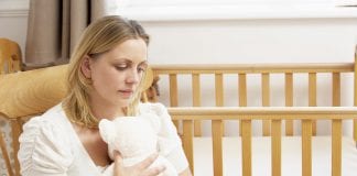 Strata dziecka – jak sobie radzić po poronieniu?