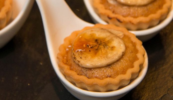 tartaletki_bananowo-orzechowe_fot_materialy_prasowe_dan_cake_polonia