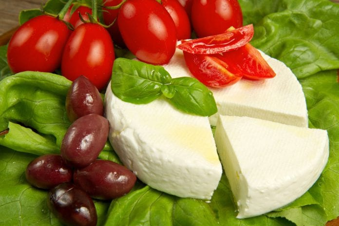 zielona-salata-salatki-oczyszczajace