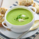 Zielono mi! Szpinakowa zupa krem z kurczakiem i serem feta
