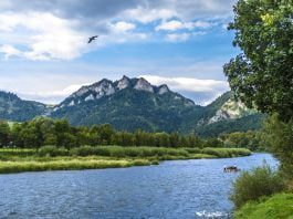 Ten kurort uwielbiają Polacy. „Pienińskie Zakopane” przyciąga turystów