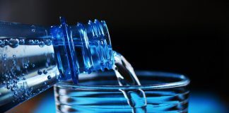 Jak pozbyć się nadmiaru wody z organizmu?