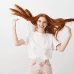 Przeszczep włosów u kobiet — kiedy i czy warto wykonać zabieg?