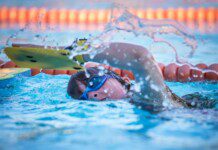 Nauka pływania dla dzieci - jaką szkołę pływania wybrać dla swojej pociechy?