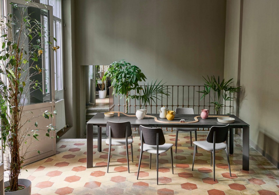 Krzesła loftowe – stylowe rozwiązanie dla Twojego domu