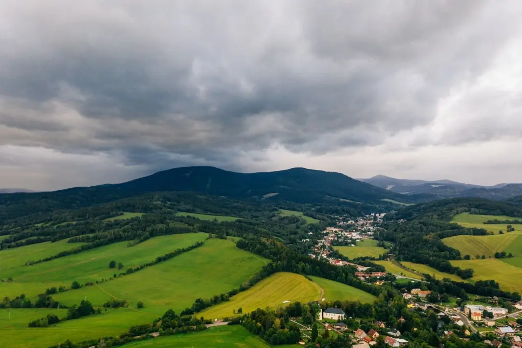 Piękno Karkonoszy - 5 powodów, które zachwycą każdego turystę