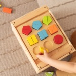 Na co zwrócić uwagę przy wyborze drewnianych zabawek?