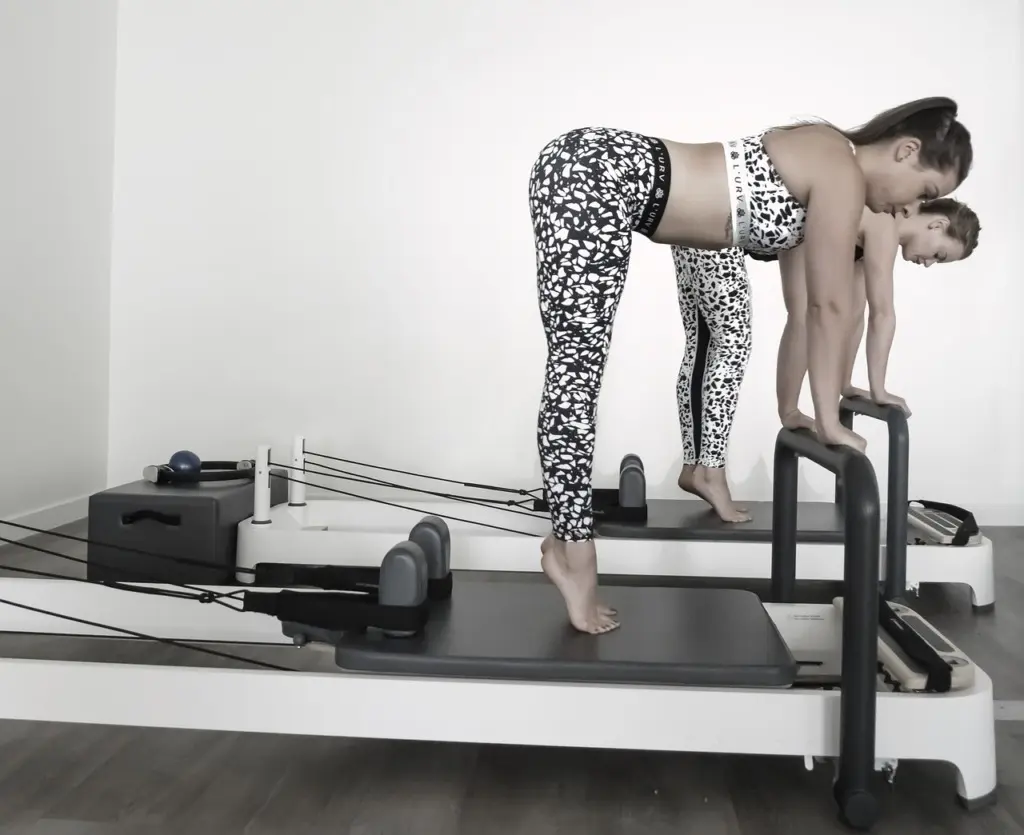 Pilates na maszynach - trening idealny? - Kobieta Wie Lepiej.pl Pilates na maszynach - trening idealny?