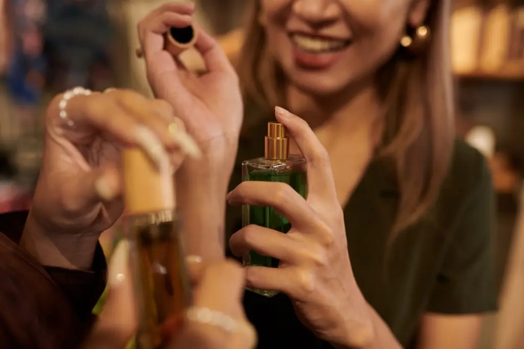 Zmysłowa magia perfum: jak nuty zapachowe wpływają na nasze emocje i nastrój?