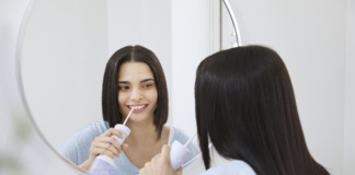 Ulepsz swoją rutynę higieny jamy ustnej dzięki nowej gamie irygatorów do zębów Panasonic