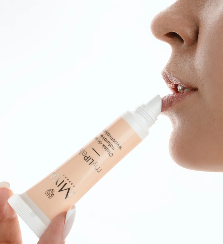 Efekt „instant shine” z nowymi wypełniającymi olejkami do ust od MIYA Cosmetics