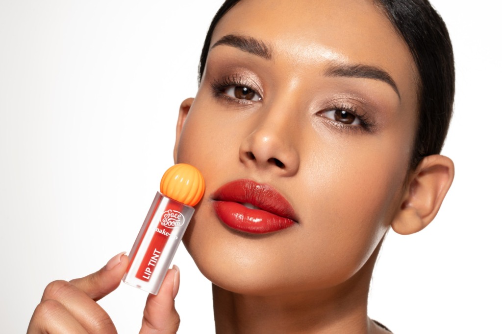 Makijaż no make-up i festiwalowy glow? Oto nowa kolekcja FaceBoom make-up, która to wszystko umożliwia!