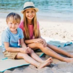 Plaża z dziećmi – jak zaplanować rodzinny wypoczynek nad wodą?