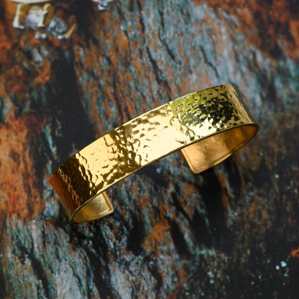 Twojabizuteria.pl - podróż w świat pełen piękna oryginalnej biżuterii