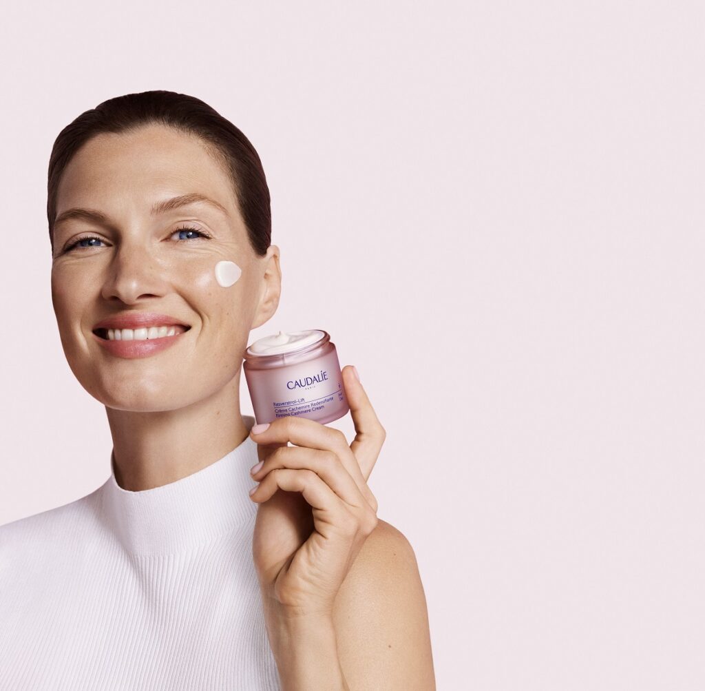 Nowa era pielęgnacji: Resveratrol-Lift od Caudalie – młodsza i jędrniejsza skóra każdego dnia