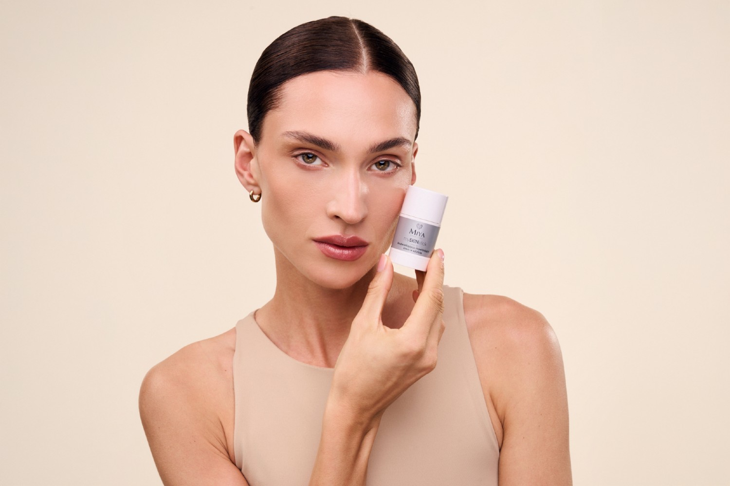 Pielęgnacyjne nowości MIYA Cosmetics: ukojenie, odbudowa bariery hydrolipidowej i naturalny efekt glow