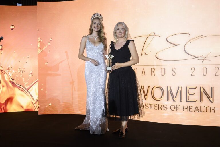 Joanna Draniak-Kicińska z nagrodą The Science of Beauty Award podczas gali ShEO Awards 2026 Women Masters of Health
