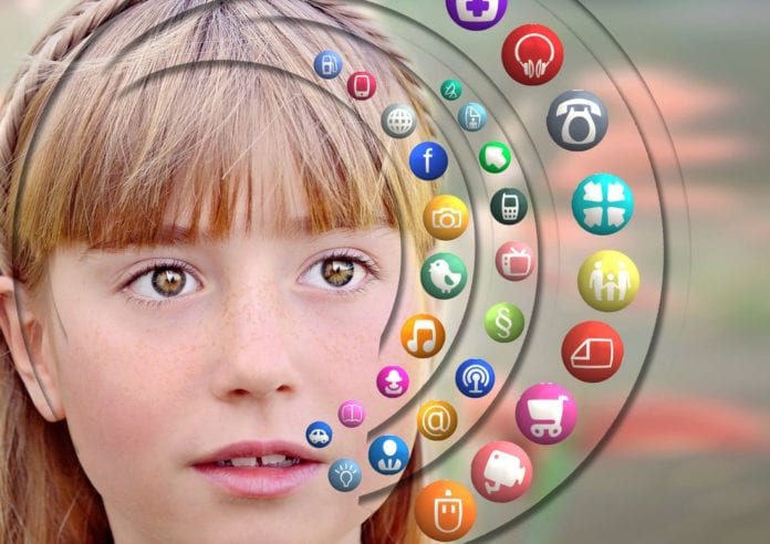 social media girl